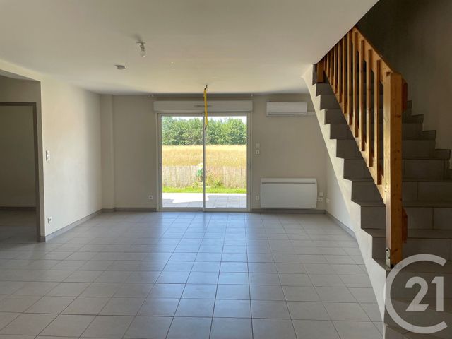 Maison &agrave; louer - 4 pi&egrave;ces - 74 m2 - Labastide St Pierre - 82 - MIDI-PYRENEES