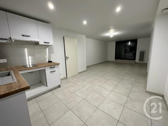 Appartement F3 &agrave; louer - 3 pi&egrave;ces - 61,65 m2 - Villebrumier - 82 - MIDI-PYRENEES