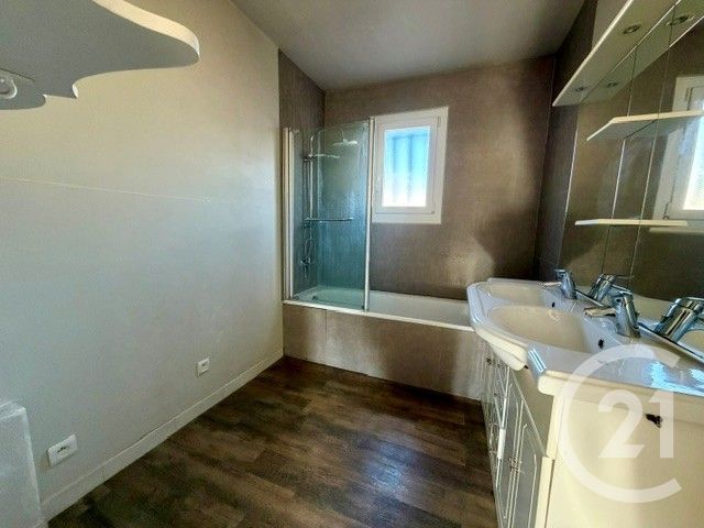 Maison &agrave; louer - 6 pi&egrave;ces - 114 m2 - Bressols - 82 - MIDI-PYRENEES