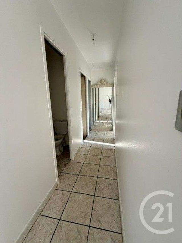 Maison &agrave; louer - 6 pi&egrave;ces - 114 m2 - Bressols - 82 - MIDI-PYRENEES