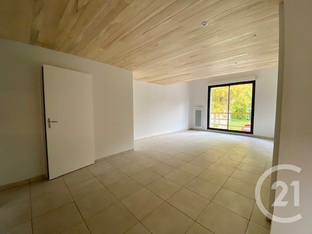 Appartement F3 &agrave; louer - 3 pi&egrave;ces - 61,65 m2 - Villebrumier - 82 - MIDI-PYRENEES