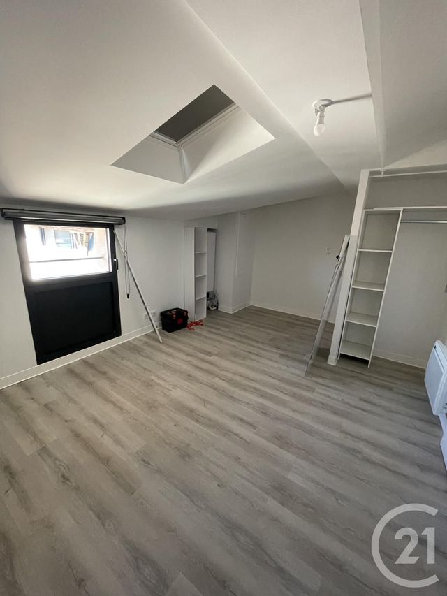 Appartement T2 &agrave; louer - 2 pi&egrave;ces - 33,12 m2 - Montauban - 82 - MIDI-PYRENEES