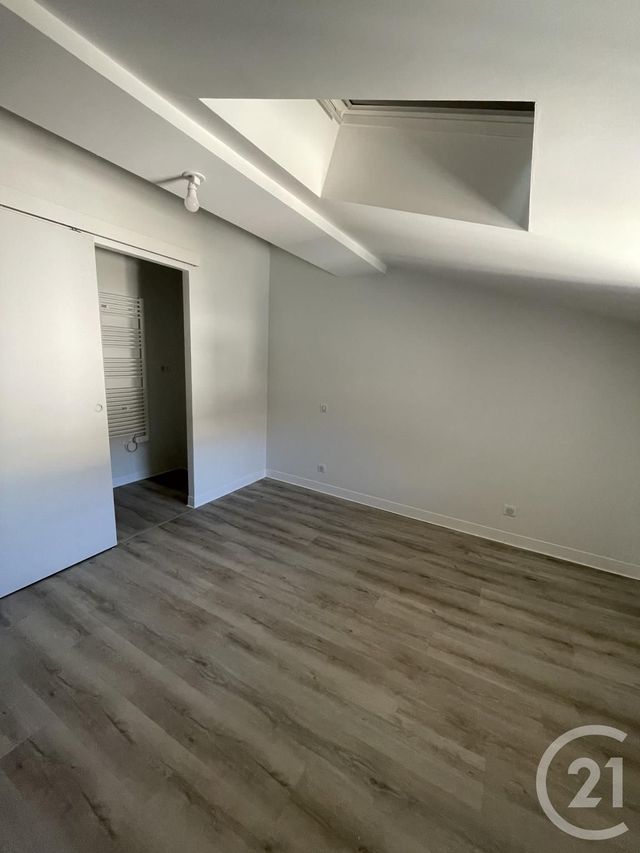 Appartement T2 &agrave; louer - 2 pi&egrave;ces - 33,12 m2 - Montauban - 82 - MIDI-PYRENEES