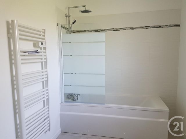 Maison &agrave; louer - 4 pi&egrave;ces - 100 m2 - St Etienne De Tulmont - 82 - MIDI-PYRENEES