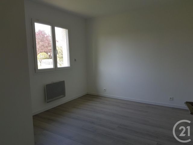 Maison &agrave; louer - 4 pi&egrave;ces - 100 m2 - St Etienne De Tulmont - 82 - MIDI-PYRENEES