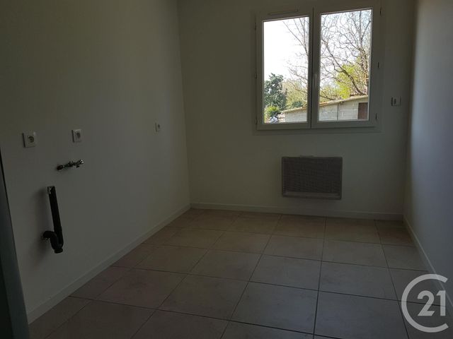 Maison &agrave; louer - 4 pi&egrave;ces - 100 m2 - St Etienne De Tulmont - 82 - MIDI-PYRENEES