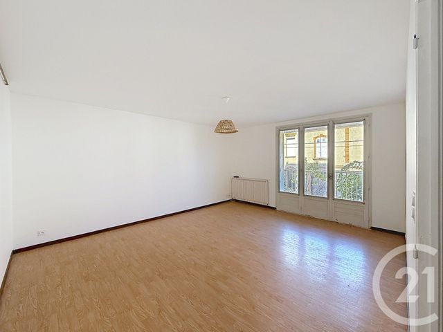 Appartement T3 &agrave; louer - 3 pi&egrave;ces - 73,84 m2 - Montauban - 82 - MIDI-PYRENEES
