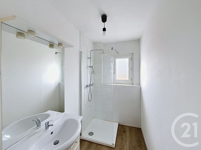 Appartement F3 &agrave; louer - 3 pi&egrave;ces - 58 m2 - Labastide St Pierre - 82 - MIDI-PYRENEES