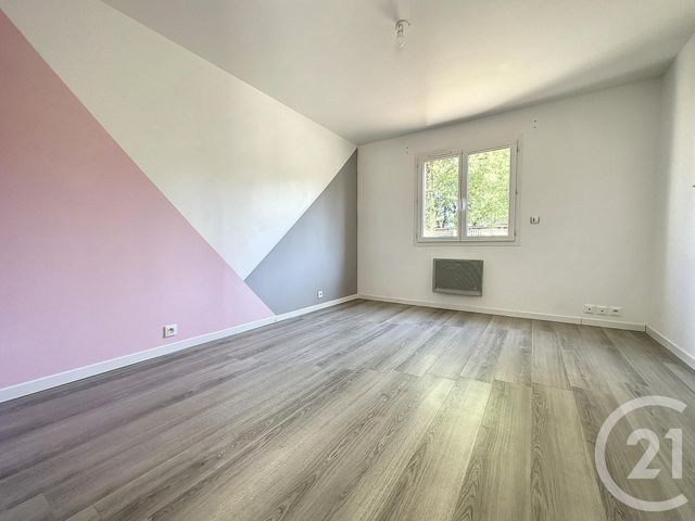 Maison &agrave; louer - 4 pi&egrave;ces - 101 m2 - St Etienne De Tulmont - 82 - MIDI-PYRENEES