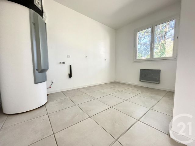 Maison &agrave; louer - 4 pi&egrave;ces - 101 m2 - St Etienne De Tulmont - 82 - MIDI-PYRENEES