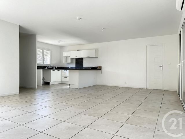 Maison &agrave; louer - 4 pi&egrave;ces - 101 m2 - St Etienne De Tulmont - 82 - MIDI-PYRENEES