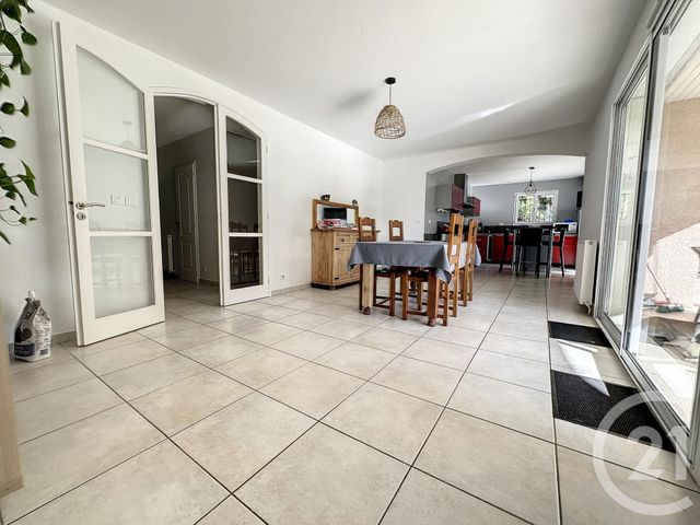 Maison &agrave; louer - 5 pi&egrave;ces - 149,63 m2 - St Nauphary - 82 - MIDI-PYRENEES