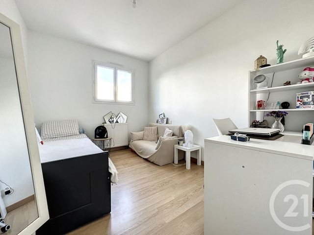 Maison &agrave; louer - 5 pi&egrave;ces - 149,63 m2 - St Nauphary - 82 - MIDI-PYRENEES