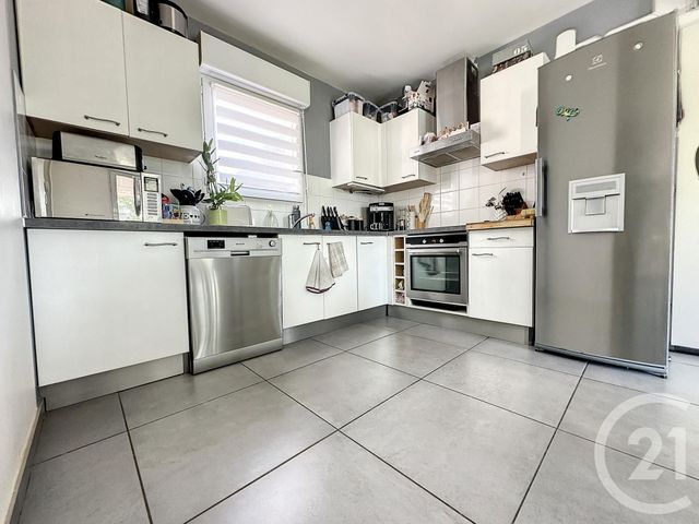 Maison &agrave; louer - 5 pi&egrave;ces - 105 m2 - Negrepelisse - 82 - MIDI-PYRENEES