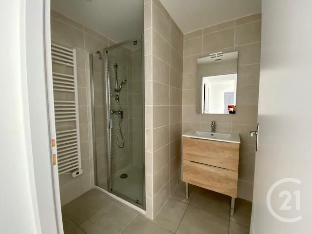 Appartement F3 &agrave; louer - 3 pi&egrave;ces - 60,50 m2 - Villebrumier - 82 - MIDI-PYRENEES