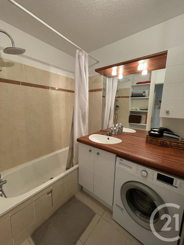 Appartement T2 &agrave; louer - 2 pi&egrave;ces - 42,34 m2 - Montauban - 82 - MIDI-PYRENEES