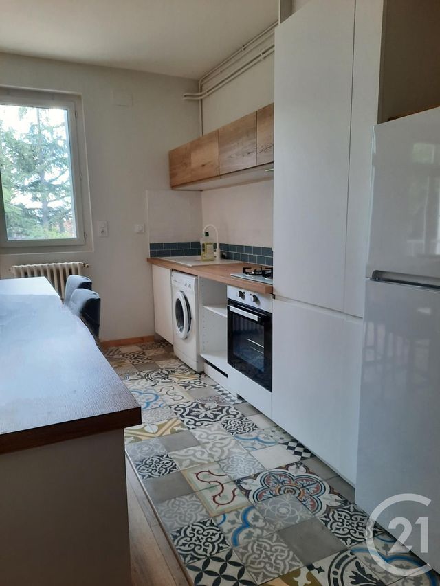 Appartement F3 &agrave; louer - 3 pi&egrave;ces - 73,46 m2 - Montauban - 82 - MIDI-PYRENEES