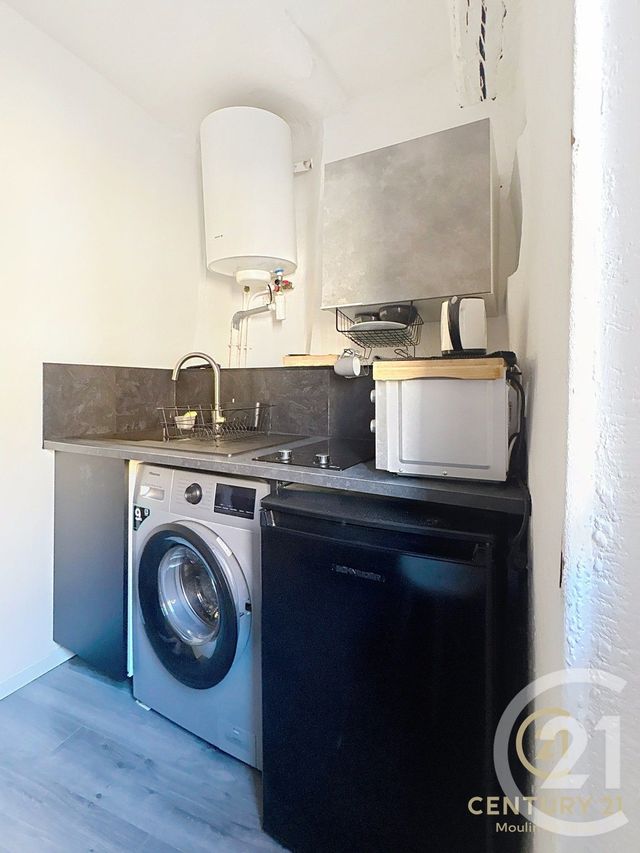 Appartement Studette &agrave; louer - 1 pi&egrave;ce - 11,80 m2 - Grasse - 06 - PROVENCE-ALPES-COTE-D-AZUR