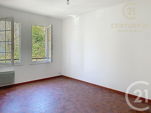 Appartement F1 &agrave; louer - 1 pi&egrave;ce - 28,35 m2 - Peymeinade - 06 - PROVENCE-ALPES-COTE-D-AZUR