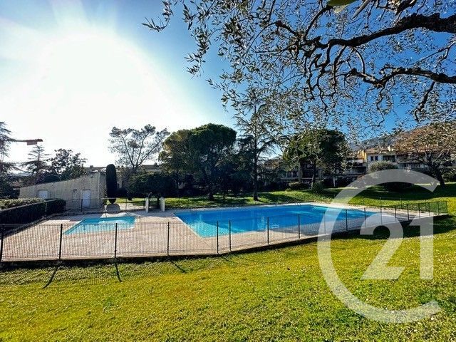 Appartement F1 &agrave; louer - 1 pi&egrave;ce - 28,35 m2 - Peymeinade - 06 - PROVENCE-ALPES-COTE-D-AZUR