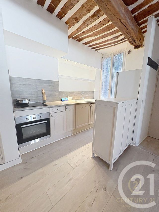 Appartement F2 bis &agrave; louer - 2 pi&egrave;ces - 61,70 m2 - Grasse - 06 - PROVENCE-ALPES-COTE-D-AZUR