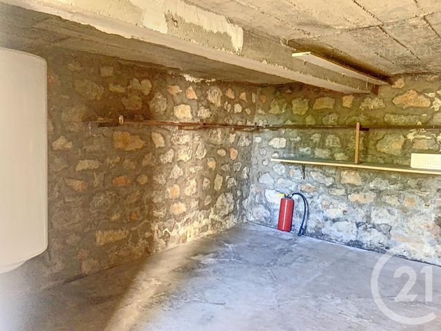 Appartement F3 &agrave; louer - 3 pi&egrave;ces - 56,42 m2 - Grasse - 06 - PROVENCE-ALPES-COTE-D-AZUR