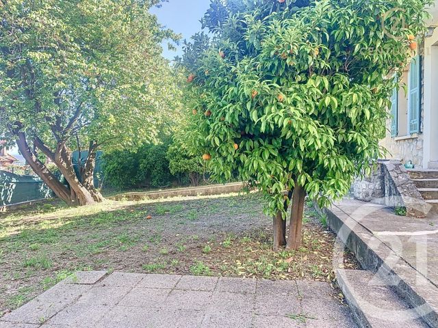 Appartement F3 &agrave; louer - 3 pi&egrave;ces - 56,42 m2 - Grasse - 06 - PROVENCE-ALPES-COTE-D-AZUR