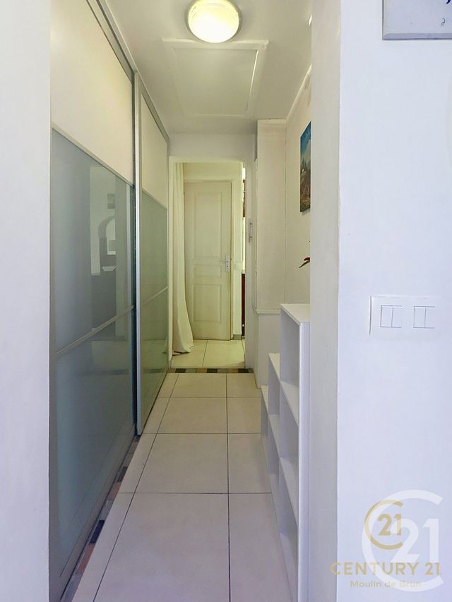 Appartement F2 &agrave; louer - 2 pi&egrave;ces - 42,20 m2 - Grasse - 06 - PROVENCE-ALPES-COTE-D-AZUR