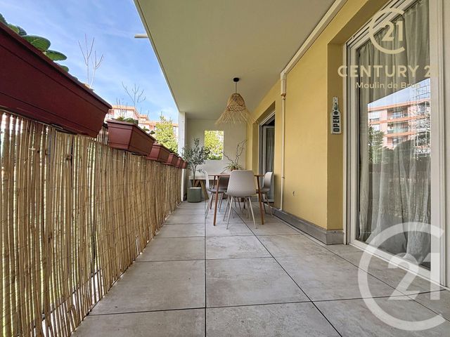 Appartement F3 &agrave; vendre - 3 pi&egrave;ces - 63 m2 - Grasse - 06 - PROVENCE-ALPES-COTE-D-AZUR