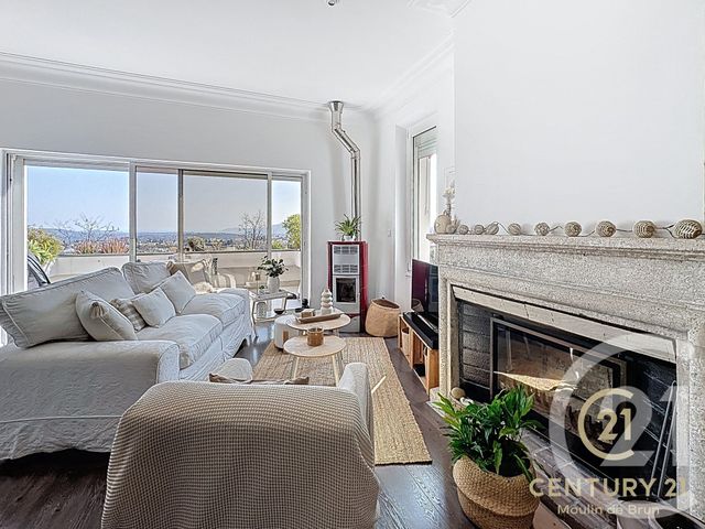 Appartement F3 &agrave; louer - 3 pi&egrave;ces - 98,47 m2 - Grasse - 06 - PROVENCE-ALPES-COTE-D-AZUR