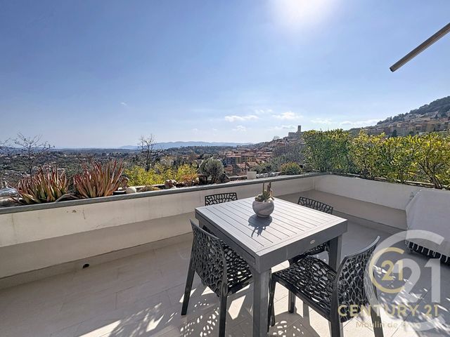 Appartement F3 &agrave; louer - 3 pi&egrave;ces - 98,47 m2 - Grasse - 06 - PROVENCE-ALPES-COTE-D-AZUR
