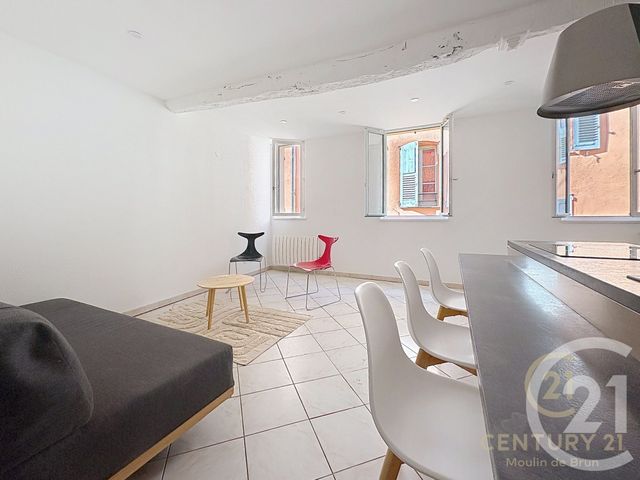 Appartement F2 bis &agrave; louer - 3 pi&egrave;ces - 58,14 m2 - Grasse - 06 - PROVENCE-ALPES-COTE-D-AZUR