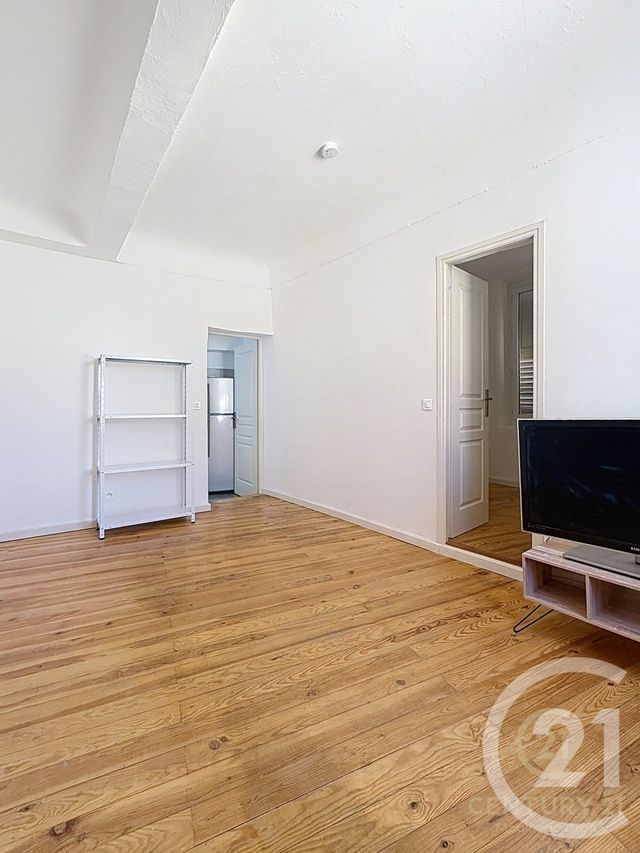 Appartement F2 &agrave; louer - 2 pi&egrave;ces - 31,65 m2 - Grasse - 06 - PROVENCE-ALPES-COTE-D-AZUR