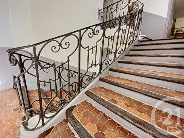 Appartement F3 &agrave; louer - 3 pi&egrave;ces - 72,02 m2 - Grasse - 06 - PROVENCE-ALPES-COTE-D-AZUR