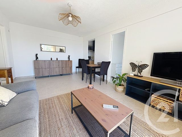 Appartement F3 &agrave; louer - 3 pi&egrave;ces - 56,30 m2 - Grasse - 06 - PROVENCE-ALPES-COTE-D-AZUR