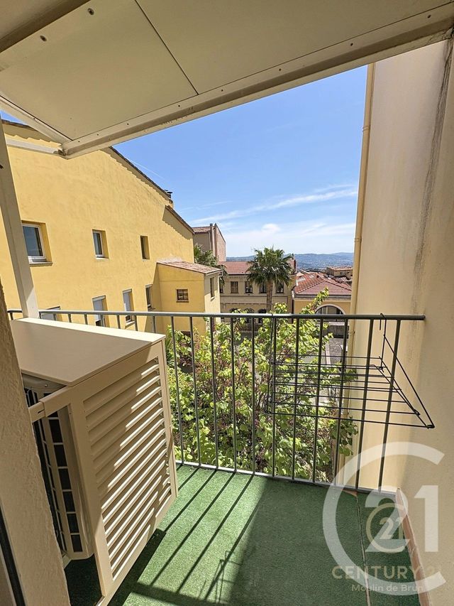 Appartement F3 &agrave; louer - 3 pi&egrave;ces - 56,30 m2 - Grasse - 06 - PROVENCE-ALPES-COTE-D-AZUR