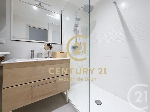 Appartement F4 &agrave; vendre - 4 pi&egrave;ces - 76,11 m2 - Grasse - 06 - PROVENCE-ALPES-COTE-D-AZUR