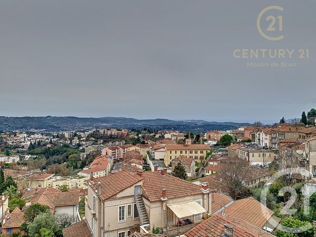 Appartement F3/4 &agrave; louer - 3 pi&egrave;ces - 78,29 m2 - Grasse - 06 - PROVENCE-ALPES-COTE-D-AZUR