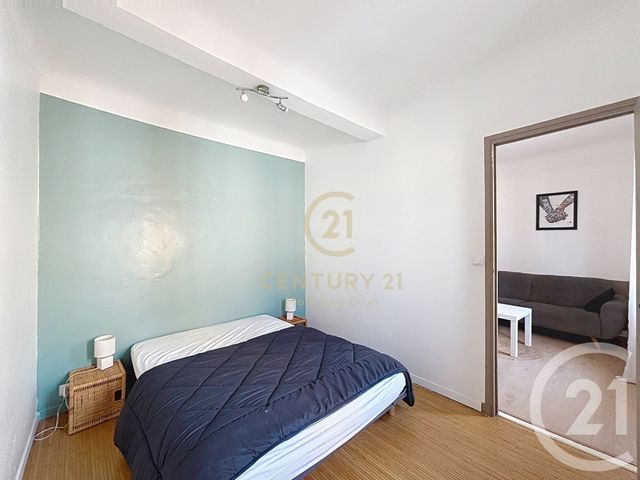 Appartement F3 &agrave; louer - 3 pi&egrave;ces - 45,75 m2 - Grasse - 06 - PROVENCE-ALPES-COTE-D-AZUR