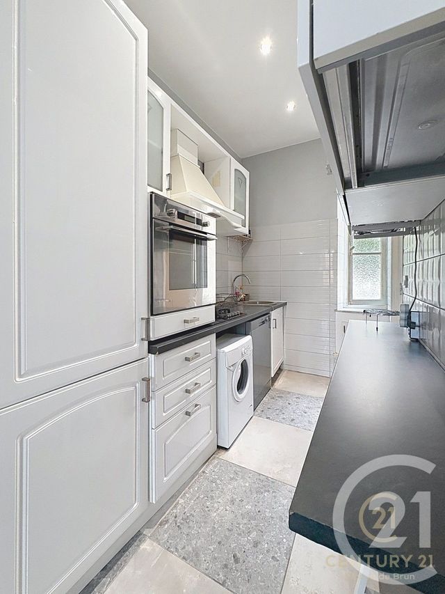 Appartement F2 bis &agrave; louer - 3 pi&egrave;ces - 56,32 m2 - Grasse - 06 - PROVENCE-ALPES-COTE-D-AZUR