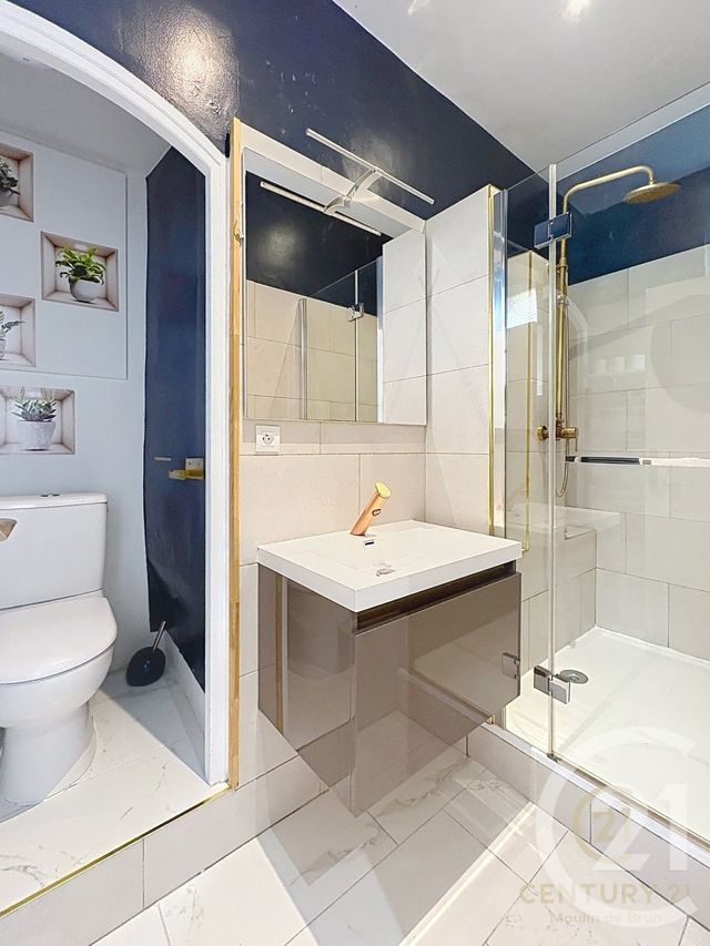 Appartement F2 bis &agrave; louer - 3 pi&egrave;ces - 56,32 m2 - Grasse - 06 - PROVENCE-ALPES-COTE-D-AZUR