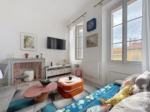 Appartement F2 bis &agrave; louer - 3 pi&egrave;ces - 56,32 m2 - Grasse - 06 - PROVENCE-ALPES-COTE-D-AZUR