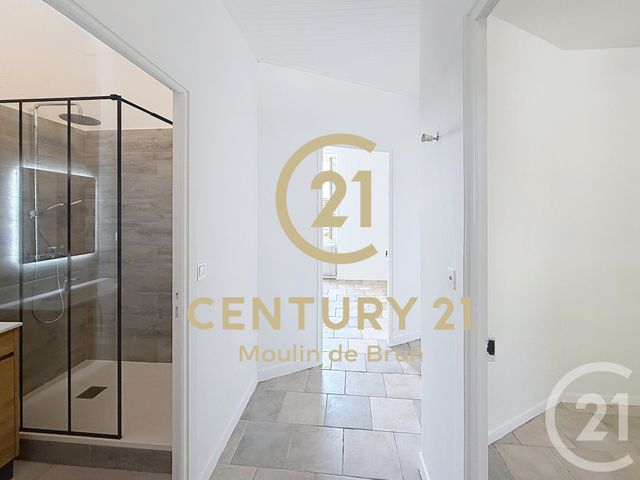 Appartement F2 &agrave; louer - 2 pi&egrave;ces - 44,02 m2 - Grasse - 06 - PROVENCE-ALPES-COTE-D-AZUR