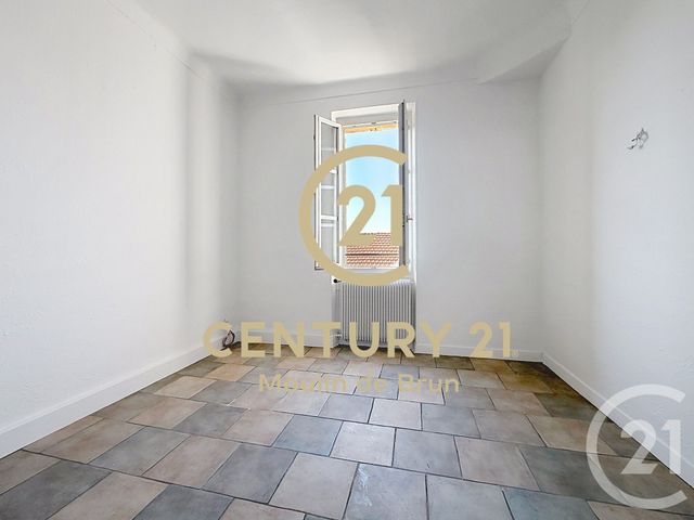 Appartement F2 &agrave; louer - 2 pi&egrave;ces - 44,02 m2 - Grasse - 06 - PROVENCE-ALPES-COTE-D-AZUR