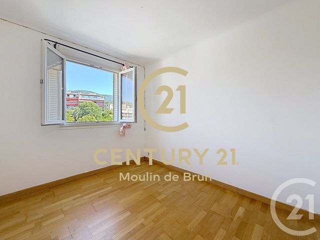 Appartement F4 &agrave; louer - 4 pi&egrave;ces - 67,85 m2 - Grasse - 06 - PROVENCE-ALPES-COTE-D-AZUR