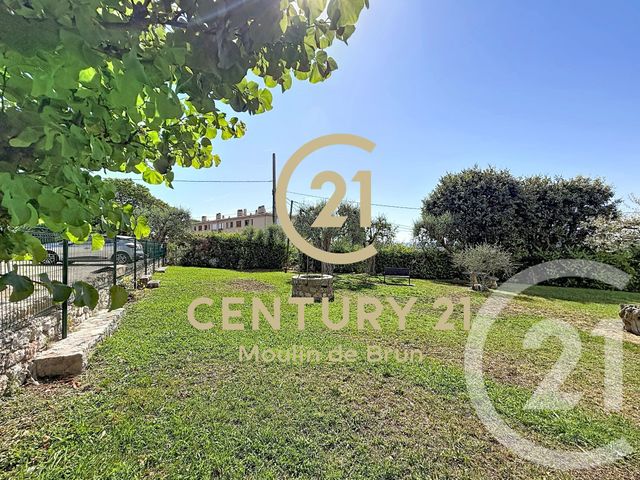 Appartement F4 &agrave; louer - 4 pi&egrave;ces - 67,85 m2 - Grasse - 06 - PROVENCE-ALPES-COTE-D-AZUR