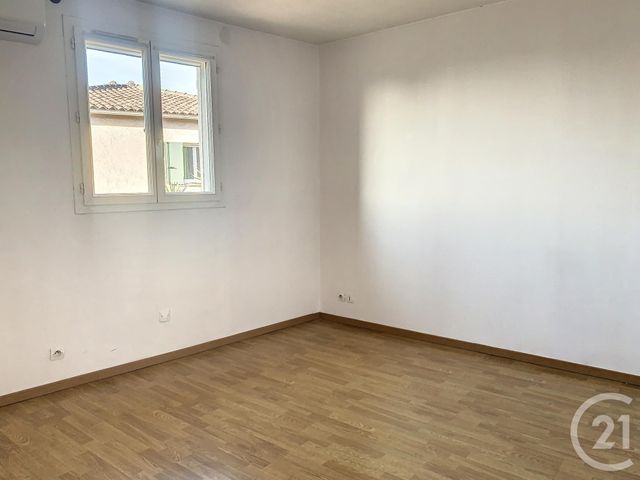 Maison &agrave; louer - 5 pi&egrave;ces - 104,14 m2 - Grasse - 06 - PROVENCE-ALPES-COTE-D-AZUR