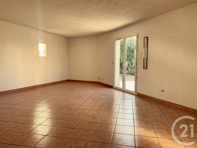 Maison &agrave; louer - 5 pi&egrave;ces - 104,14 m2 - Grasse - 06 - PROVENCE-ALPES-COTE-D-AZUR