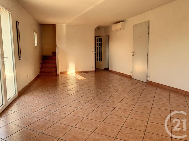 Maison &agrave; louer - 5 pi&egrave;ces - 104,14 m2 - Grasse - 06 - PROVENCE-ALPES-COTE-D-AZUR