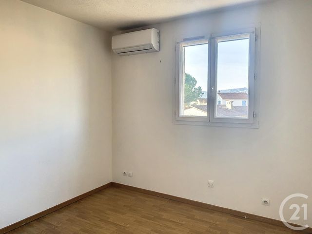 Maison &agrave; louer - 5 pi&egrave;ces - 104,14 m2 - Grasse - 06 - PROVENCE-ALPES-COTE-D-AZUR